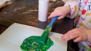 4-15-bloemen-tulp-knutselen-verven-kleuters-peuters-moederdag-kinderen-nanny-annelon-amsterdam-groen