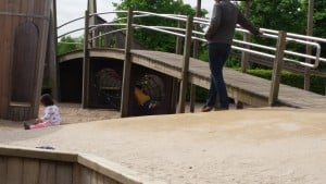 5-15-speeltuin-amsterdam-frankendael-kinderen-baby-Watergraafsmeer-nanny-annelon-nola-gastouder-brug-peuters