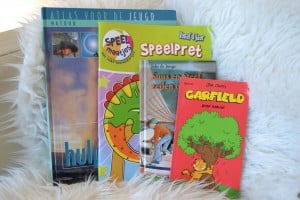 6-15-kinderplezier-meisje-leest-boeken-abonnement-boek-nanny-moeder-amsterdam-kinderen-8-12-jaar