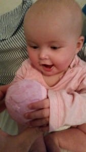 6-15-lush-baby-bathbombs-bruisballen-bad-nanny-amsterdam-gastouder-moedertwilight-sofie-tante-kado