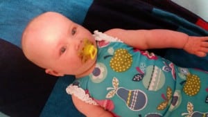 6-15-waterbabies-les-6-nola-zwemmen-babyzwemmen-engels-baby-zwemles-amsterdam-badpak-baby-moe