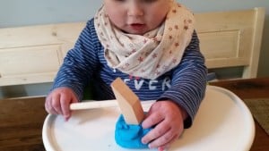 9-15-my-first-klei-ses-knutselen-baby-1-jaar-kleuren-nanny-amsterdam-moeder-annelon-hamer