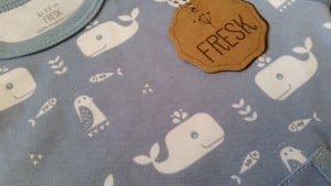 10-15-fresk-opeenwolkje-walvis-whale-grey-grijs-vis-vogel-pyjama-boxpakje-kleding