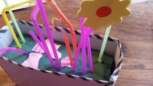 10-15-peuter-kleuter-kinderen-plant-bloemen-rietjes-knutselwerkje-knutselen-nanny-amsterdam-knutseltip-knutselidee-stickers