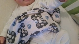12-15-zippadeezip-baby-slaapzak-sleeping-slapen-newborn-opeenwolkje-newborn-geborgen-slaapprobleem-nanny-moeder-amsterdam-aan-doen
