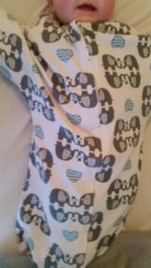 12-15-zippadeezip-baby-slaapzak-sleeping-slapen-newborn-opeenwolkje-newborn-geborgen-slaapprobleem-nanny-moeder-amsterdam-jongen