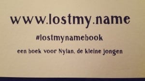 Wat een pech mijn naam is weg, je eigen naam, kleuters, boeken, review, nanny annelon, voorlezen, interactie, letters, dieren, avontuur, op zoek, uniek, cadeau2