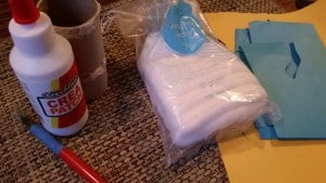 1-16-sneeuwpop-knutselen-watjes-wc-rol-nanny-moeder-mama-blog-knutselwerkje-lijm-peuter-kleuter-winter