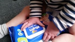 2-16-luiertest-magics-baby-kinderen-opvoeding-verschonen-luiers-review-dunne-luier-nanny-moeder-pak-billendoekjes