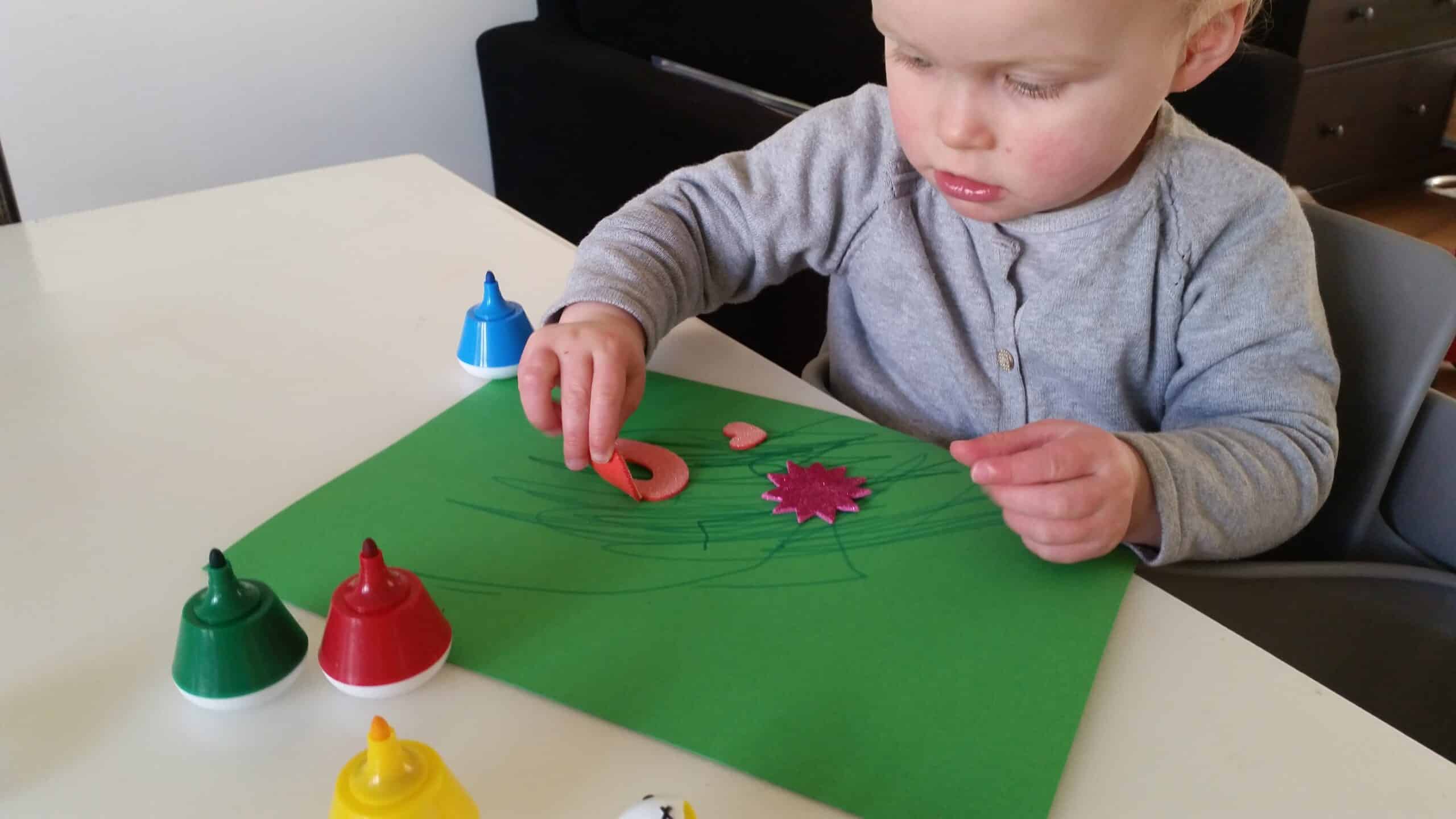 4-16-bellenblaas-traktatie-trakteren-creatief-vlinder-samen-dreumes-zelf-tekenen-kleuren-stiften-nijntje-stickers-hema-action-stickeren-Nola-mooi-kinderdagverblijf-creche-verhuizen-afscheid--st-