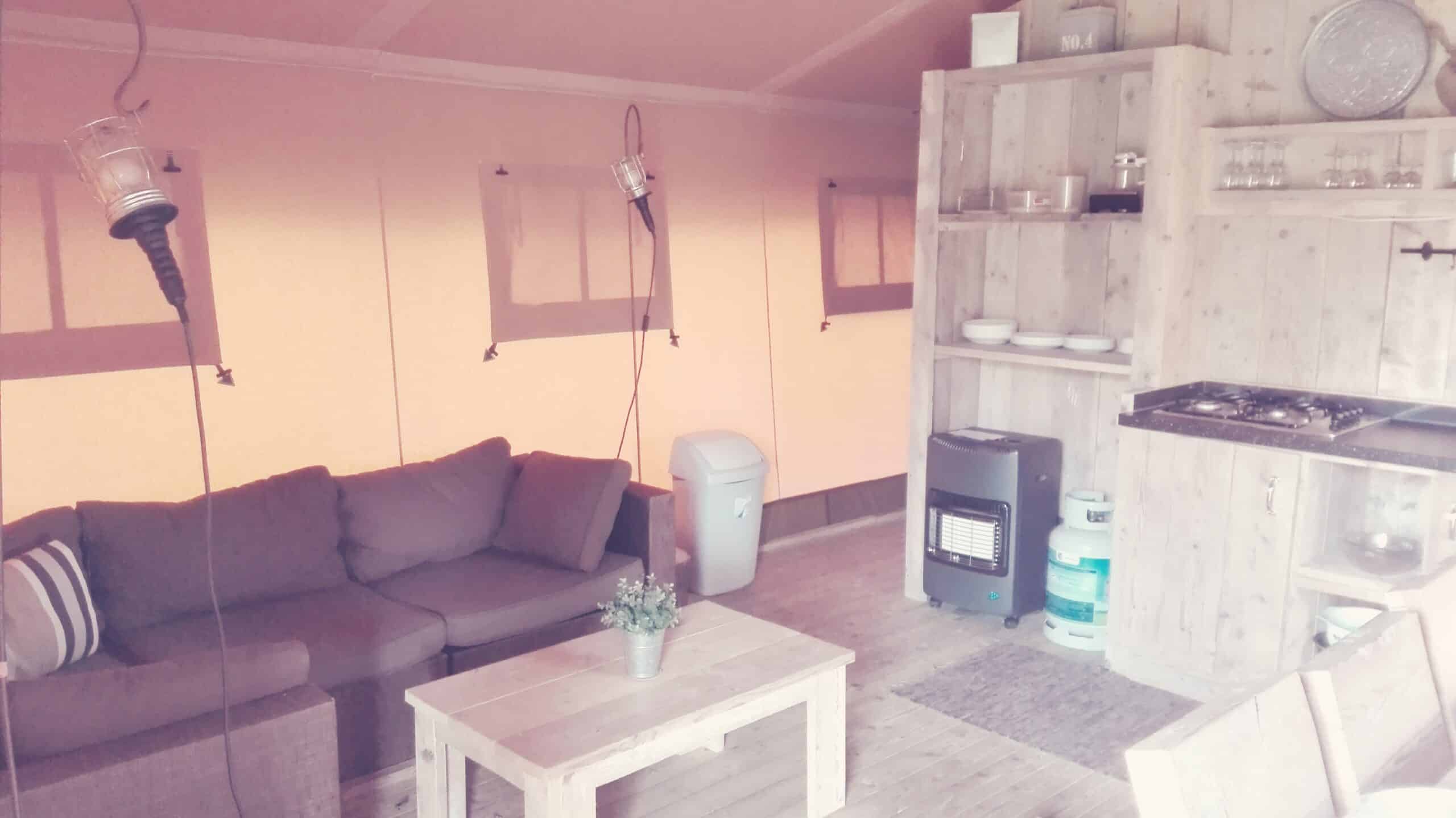 glamping - luxe kamperen - safari tent - woody - sanitair - gezellig - knus - kinderen - vriendjes - vakantie - camping - rcn - vakantiepark - zeewolde - nanny - annelon