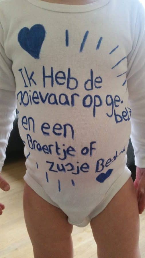 5-16-zwangerschap-maand-1-eerste-trimester-kinderen-baby-broertje-zusje-bekend-maken-bekendmaking-vertellen-familie-ouders-onthullen-laten-zien-zwanger-tips-tekst