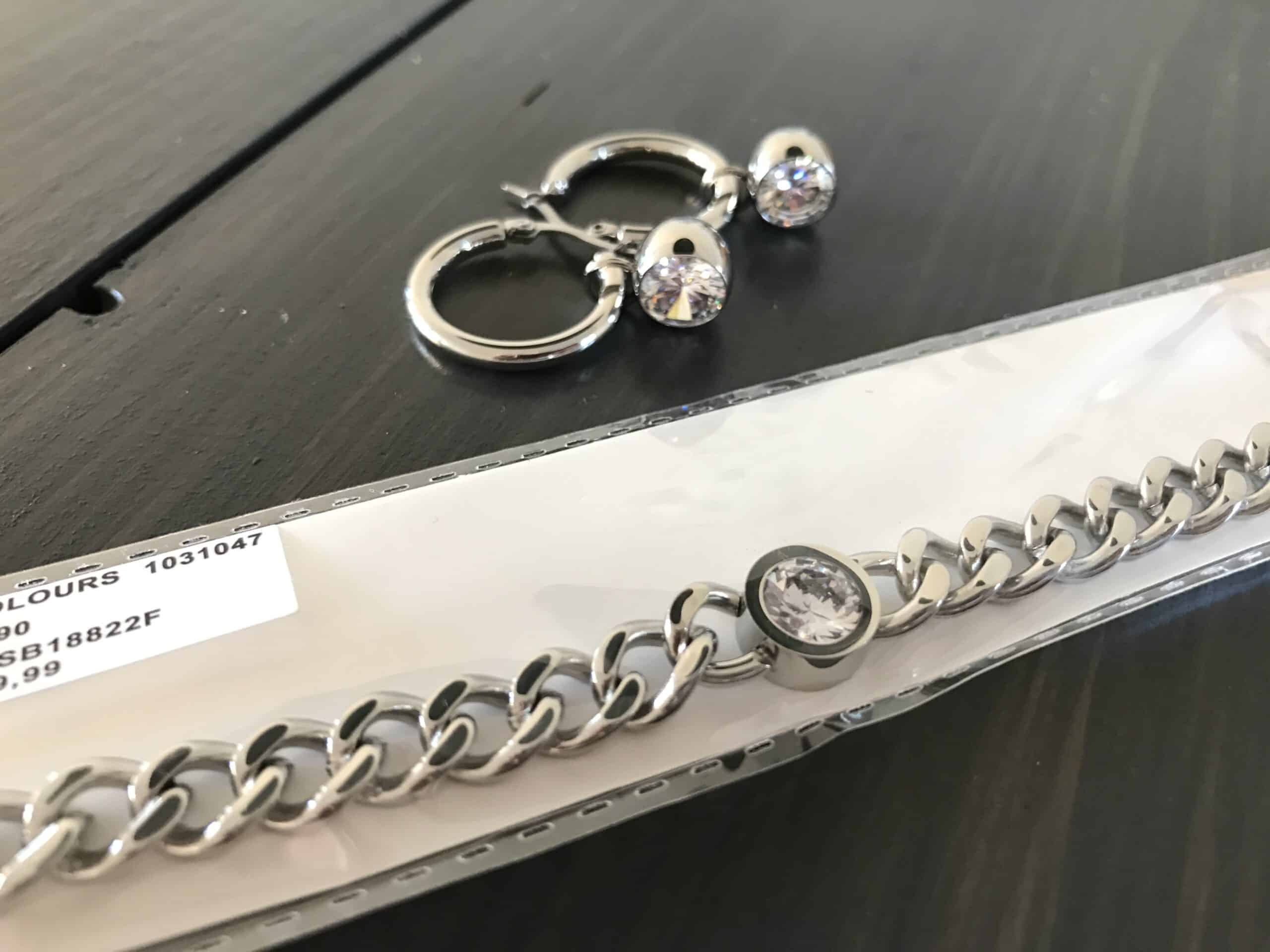 12-16-lucardi-juwelier-blog-review-ervaring-armbandjes-sweet-to-send-post-kaartje-goedkoop-korting-geboorte-kerst-sinterklaas-cadeau-tip-setje-armband-oorbellen